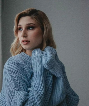 Анкета проститутки Вера - Фото 1, Камбарка, 20 лет, №792